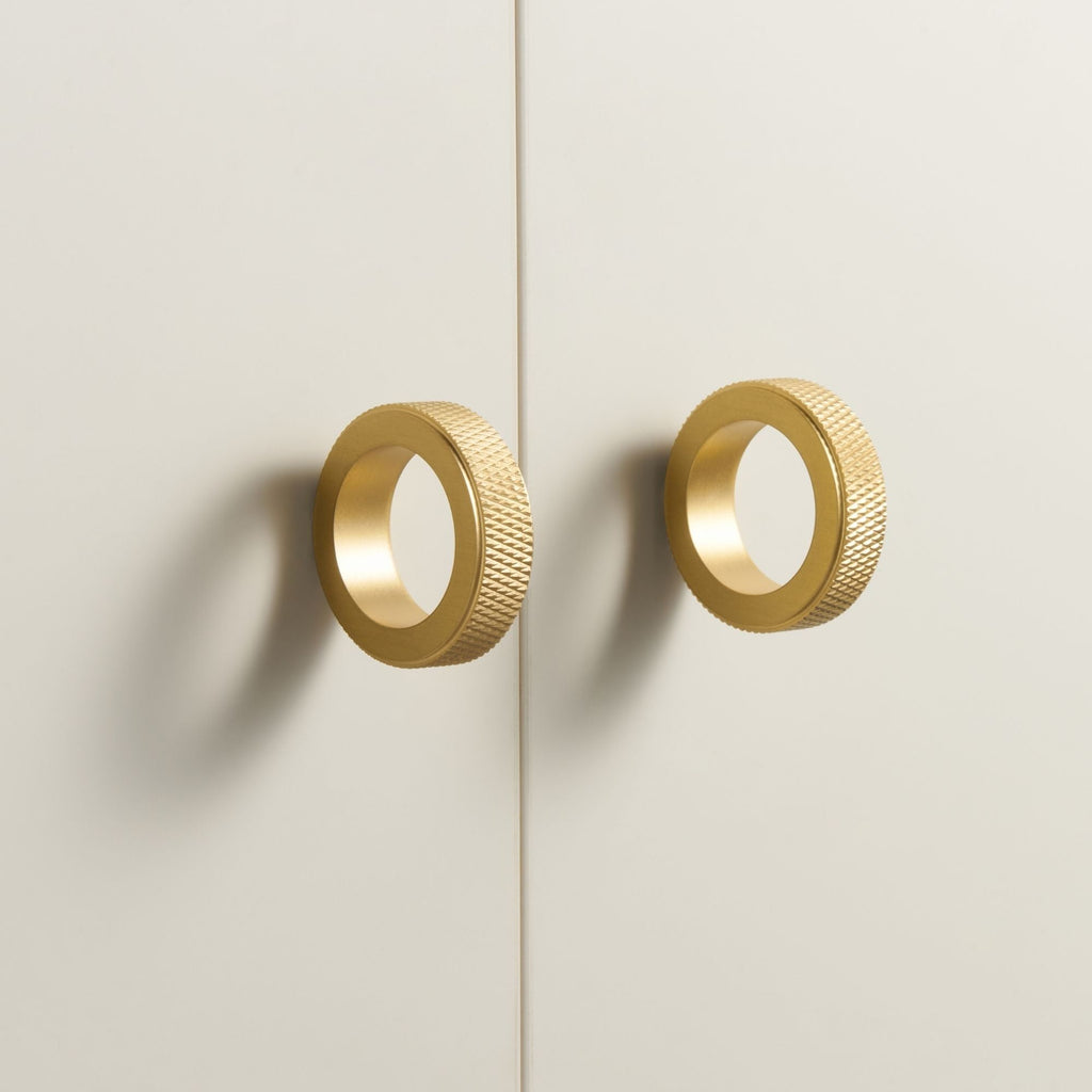 Knob CH059B | Knurled | Brass