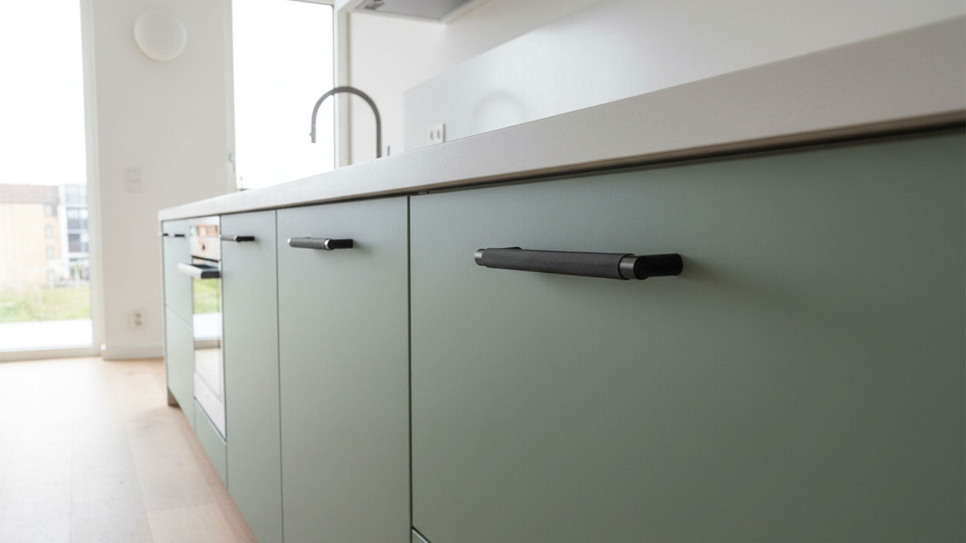 Håndtak 3137 | Riflet | Sort