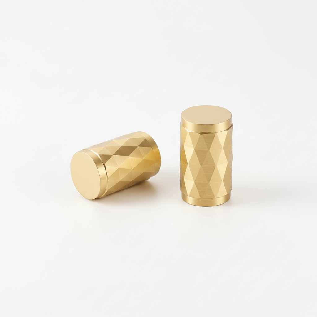 Knob 3117 | Diamond | Brass